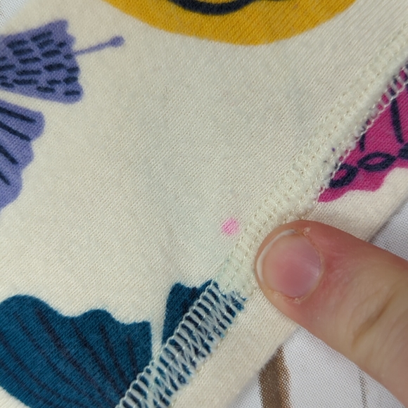 Hanna Andersson Butterfly 2 Piece Pajamas Girl's 5 - Picture 4 of 10